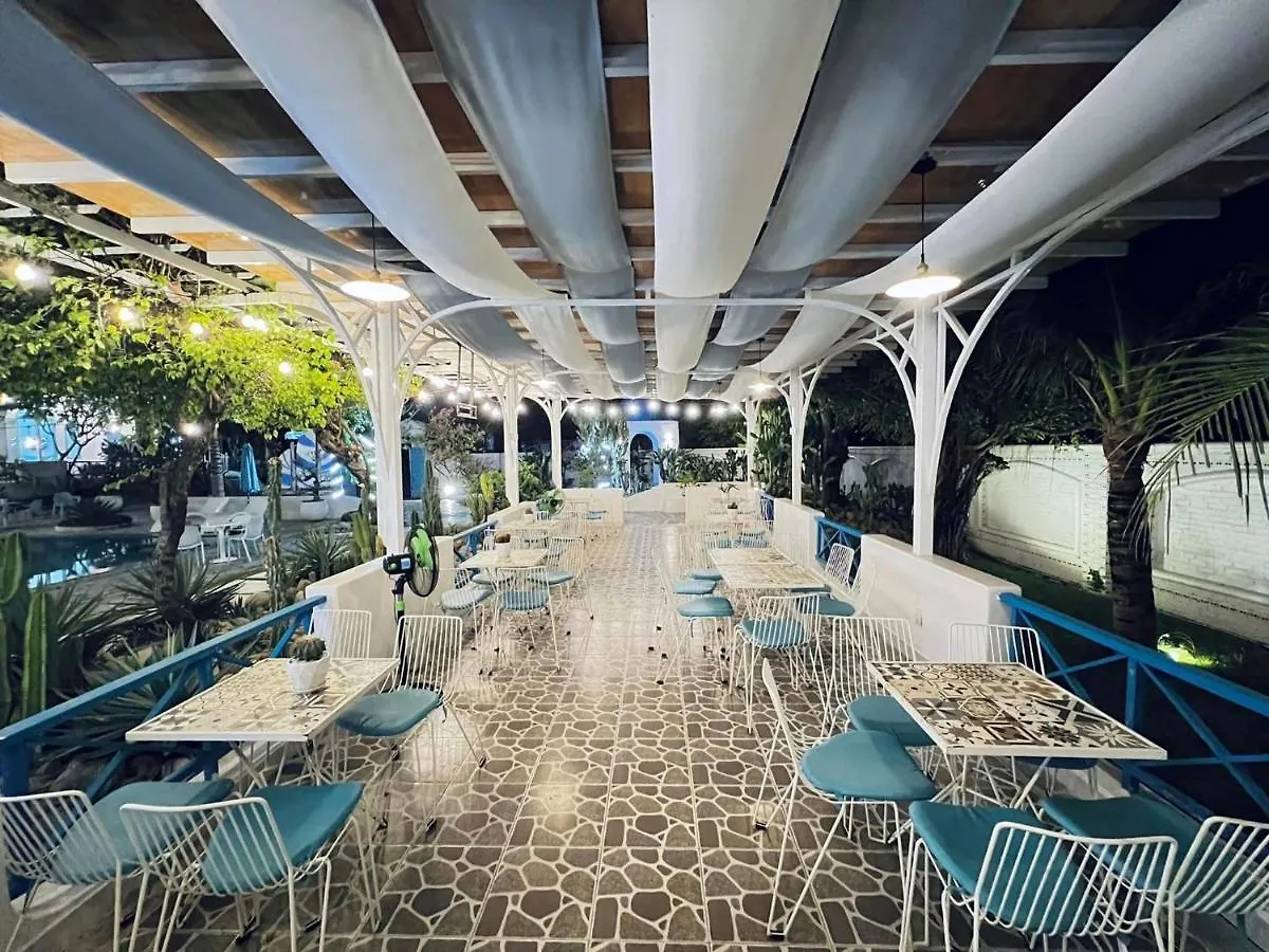 Santorini Villa Cam Ranh Hotel