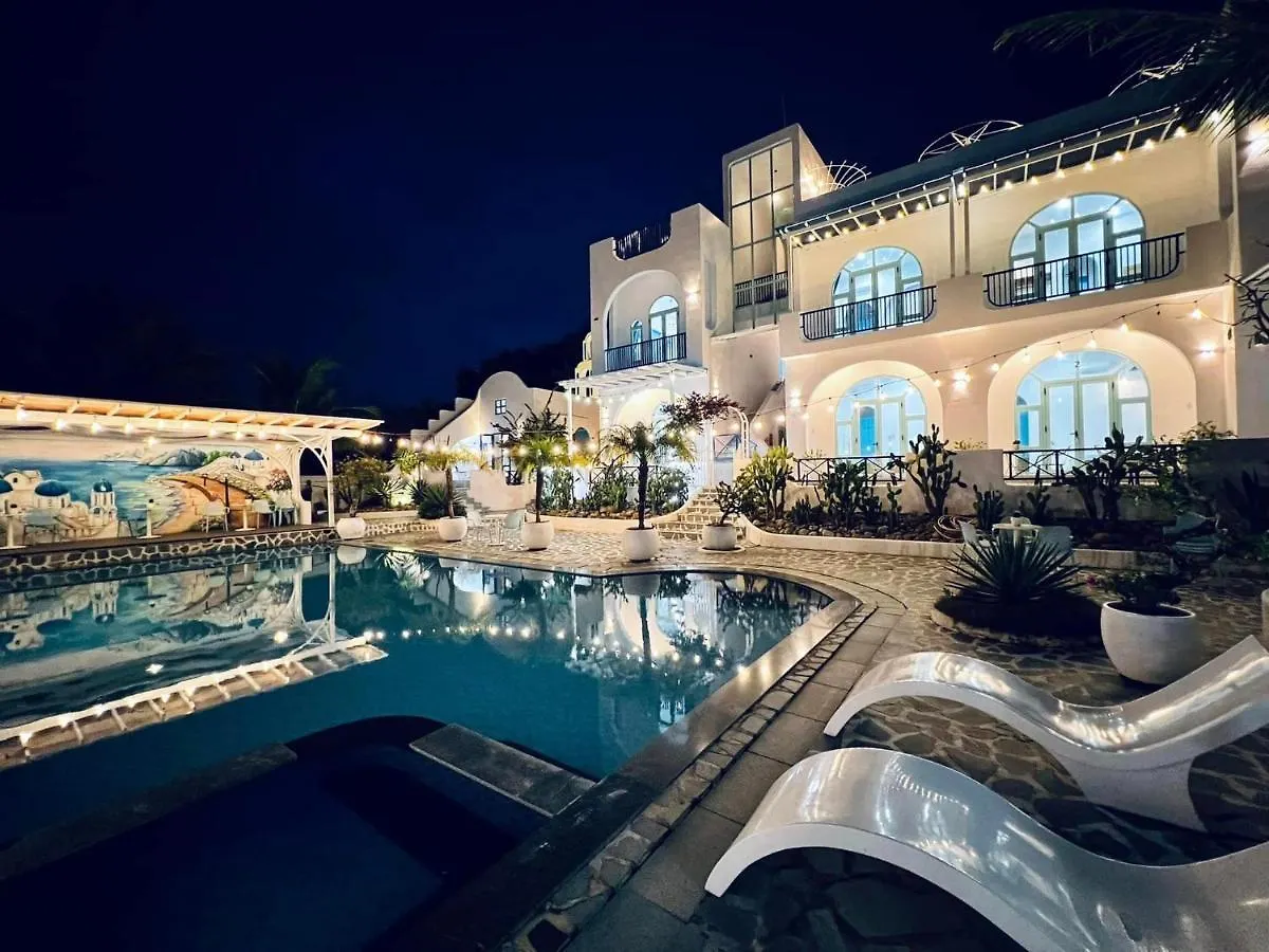Santorini Villa Cam Ranh