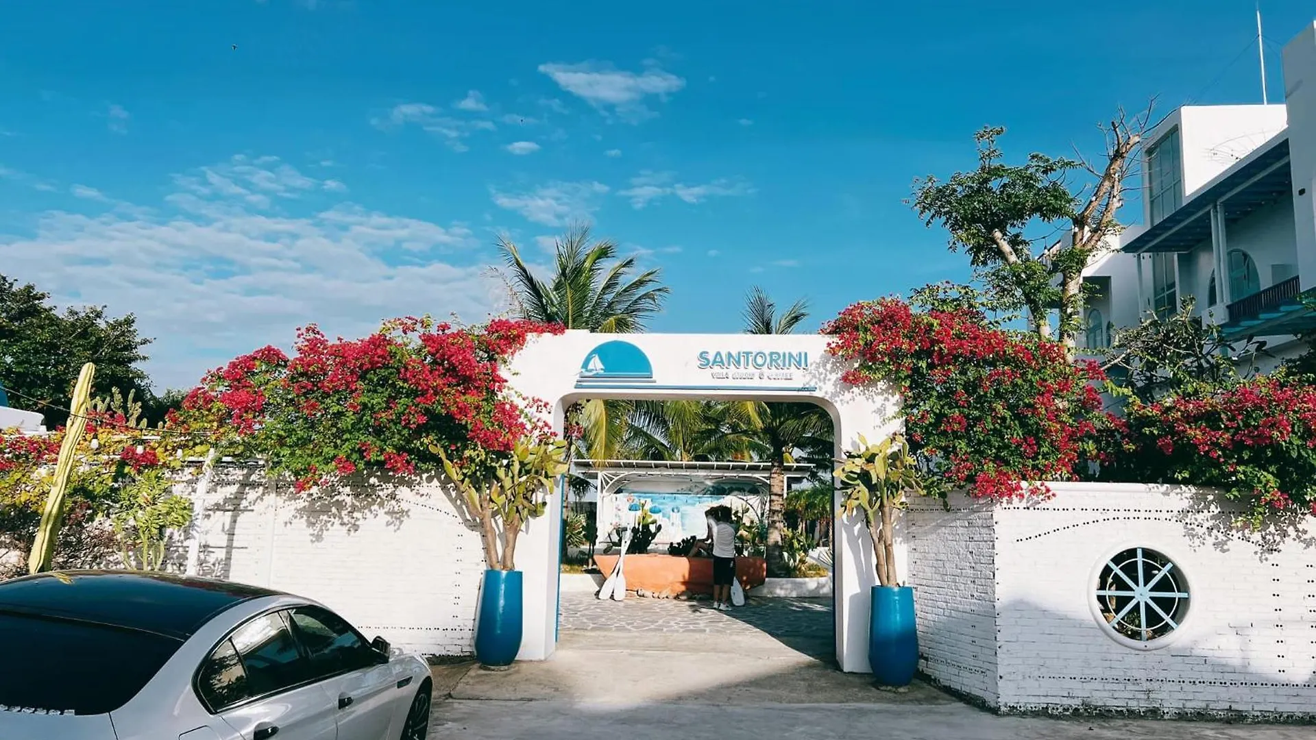 Santorini Villa Cam Ranh 3*,
