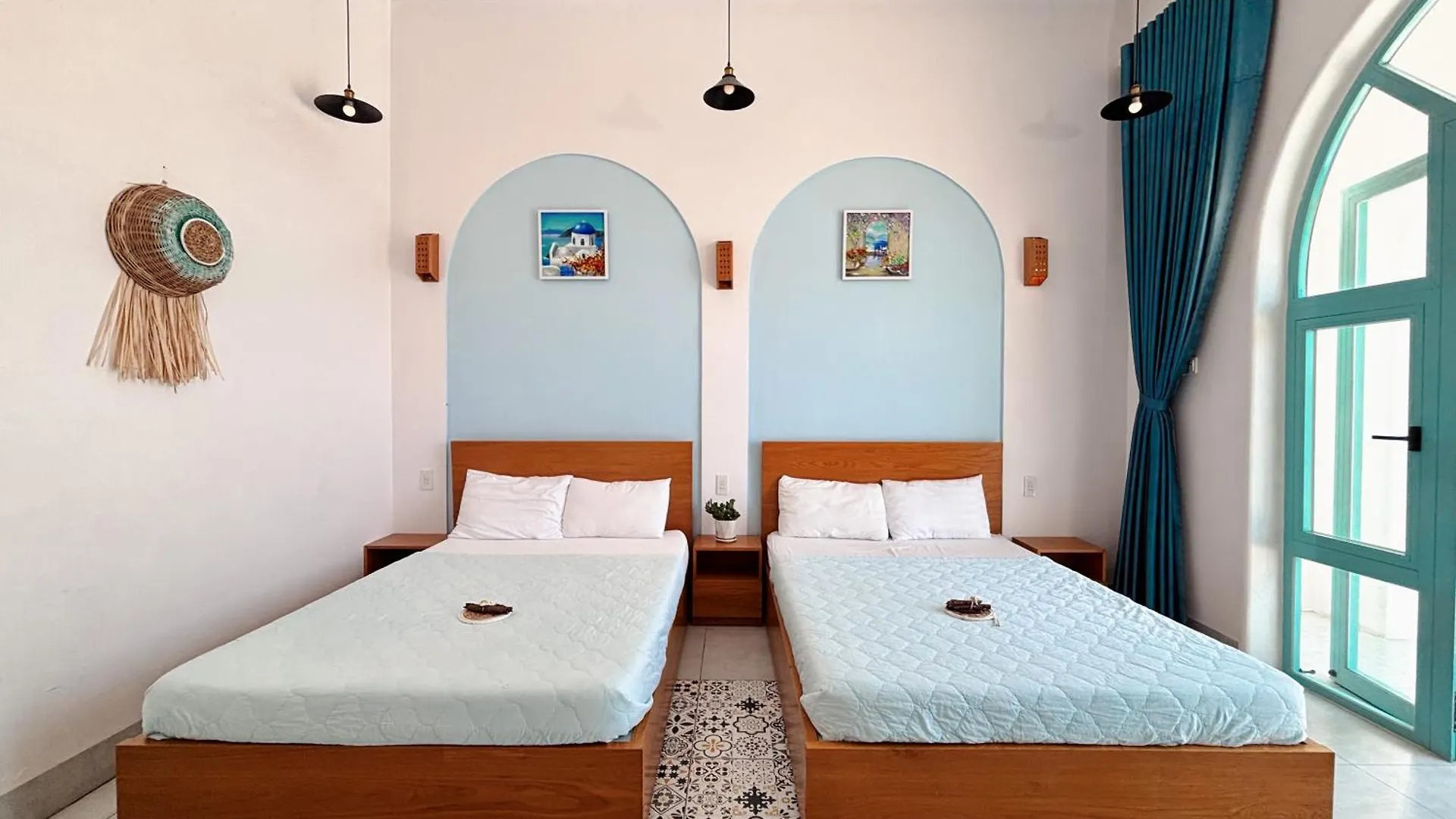 Santorini Villa Cam Ranh